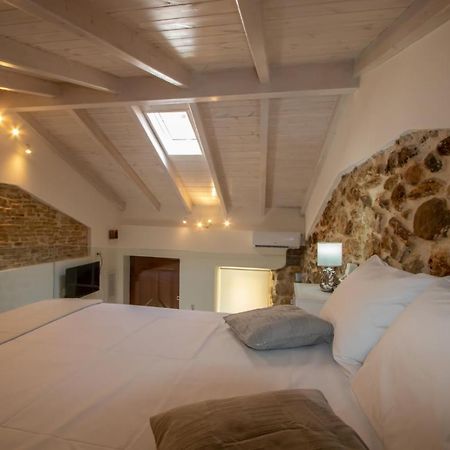 Stone House Apartamento Mantouki Exterior foto