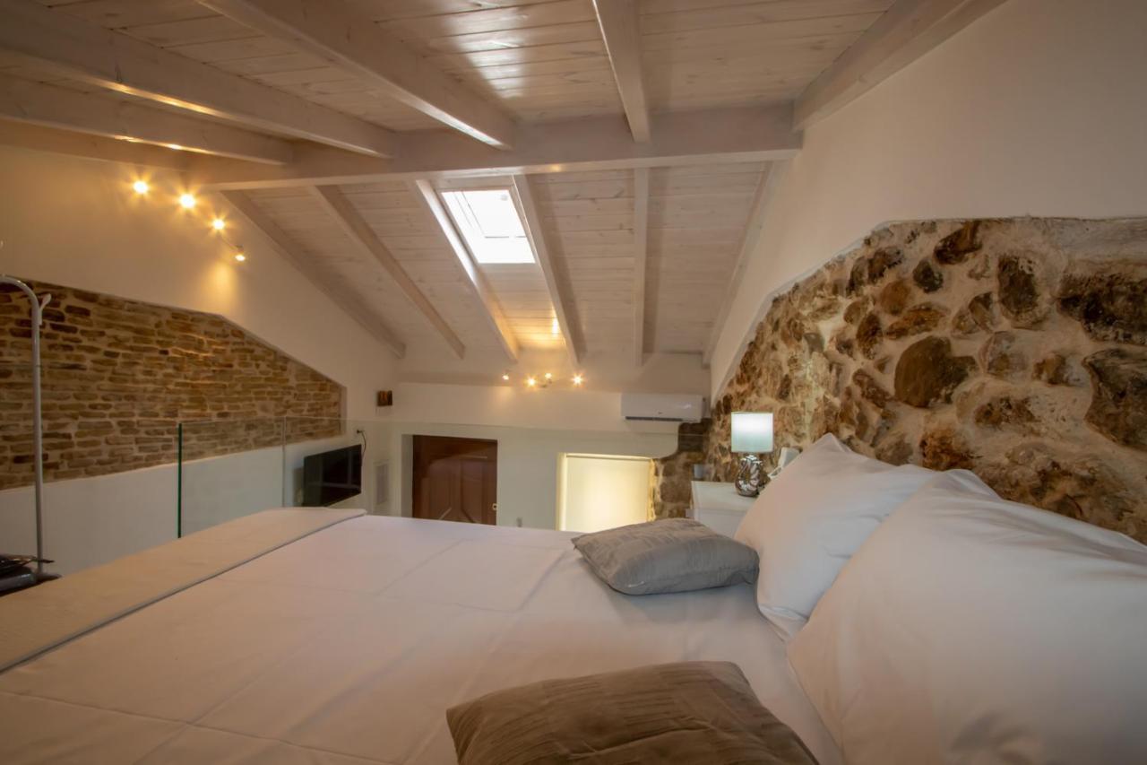 Stone House Apartamento Mantouki Exterior foto