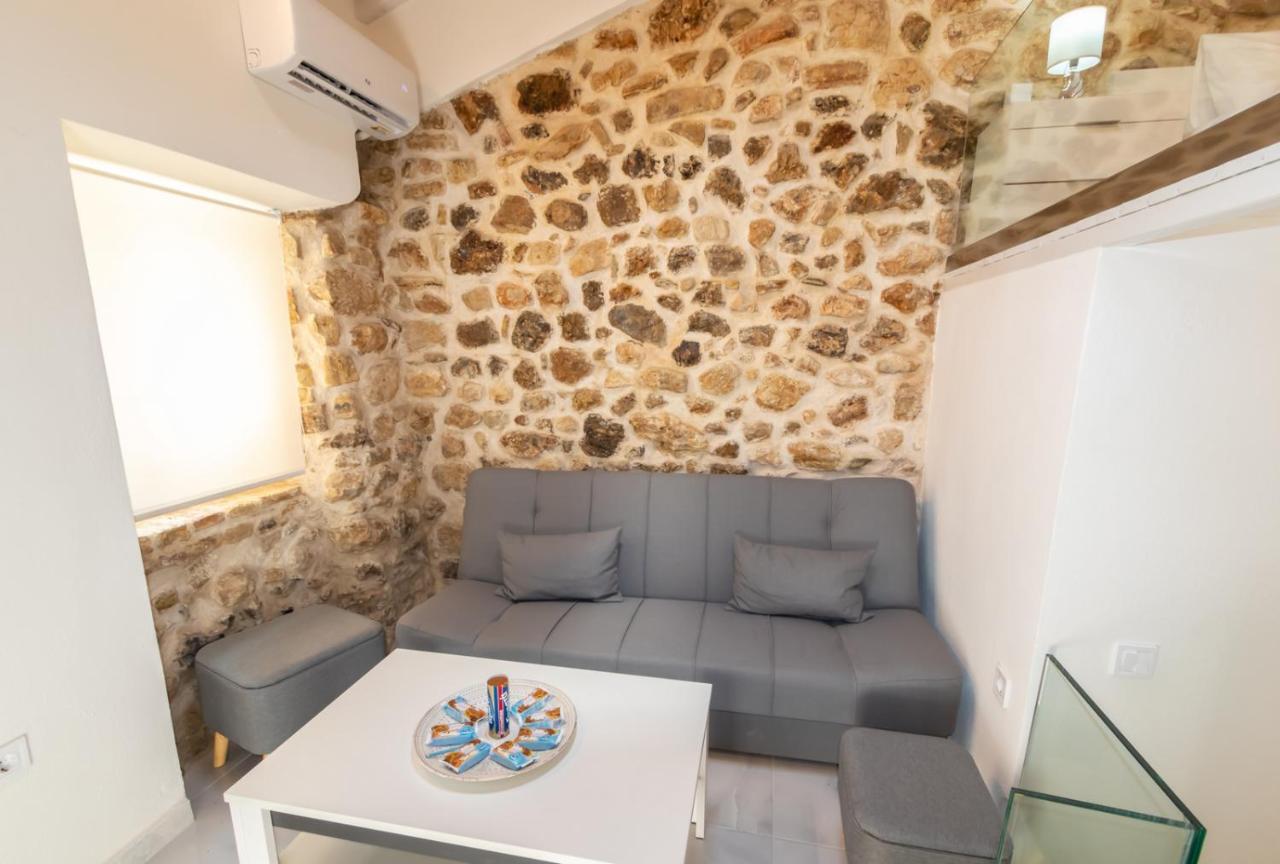 Stone House Apartamento Mantouki Exterior foto