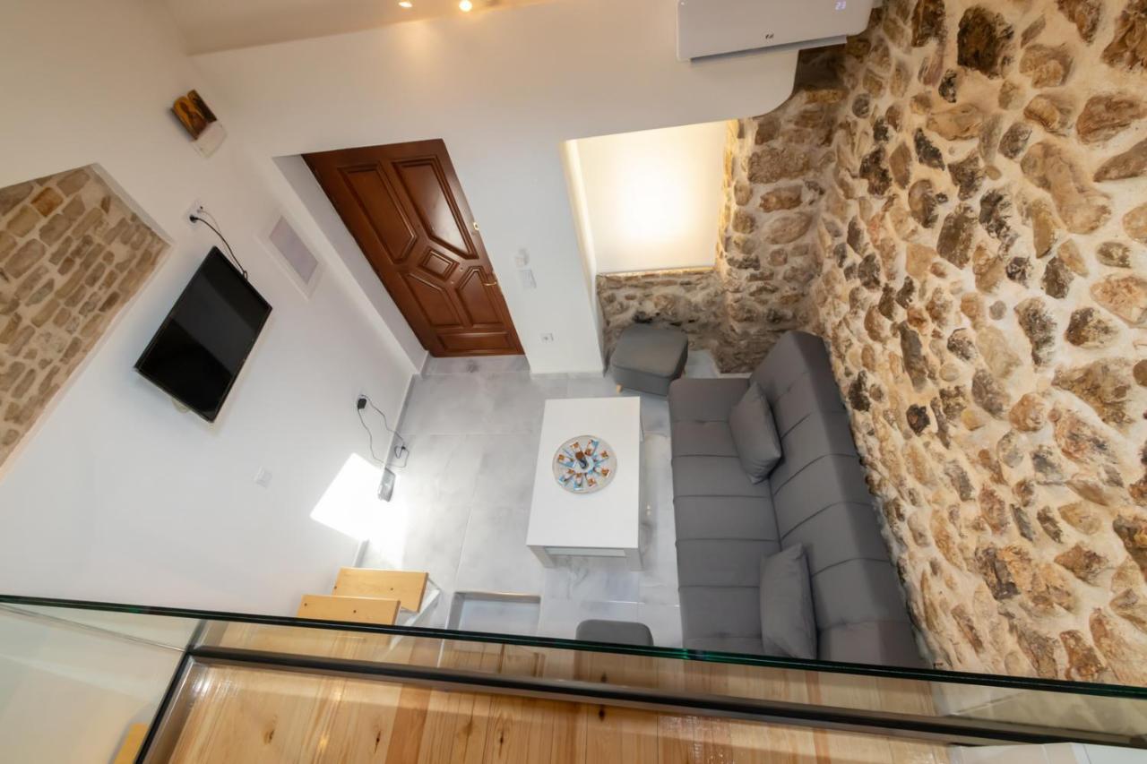 Stone House Apartamento Mantouki Exterior foto