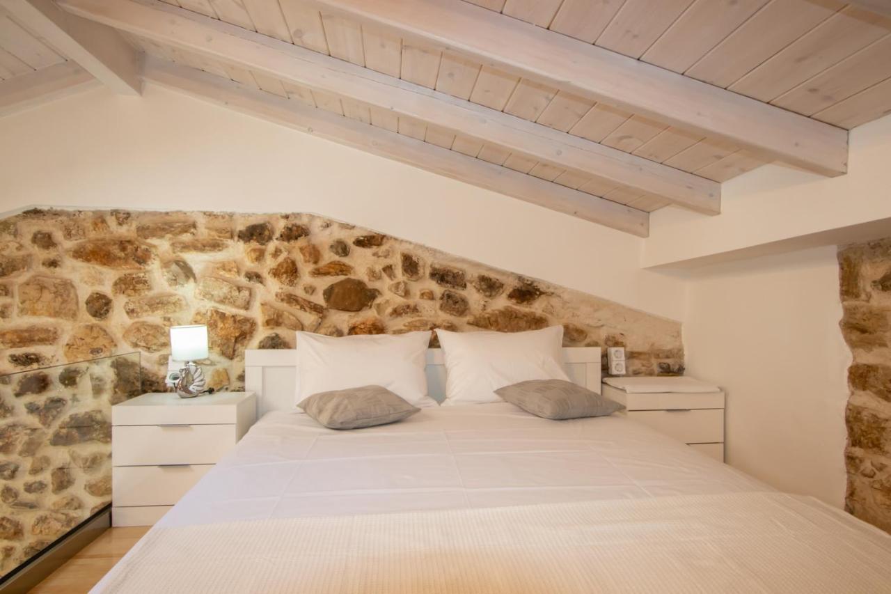Stone House Apartamento Mantouki Exterior foto