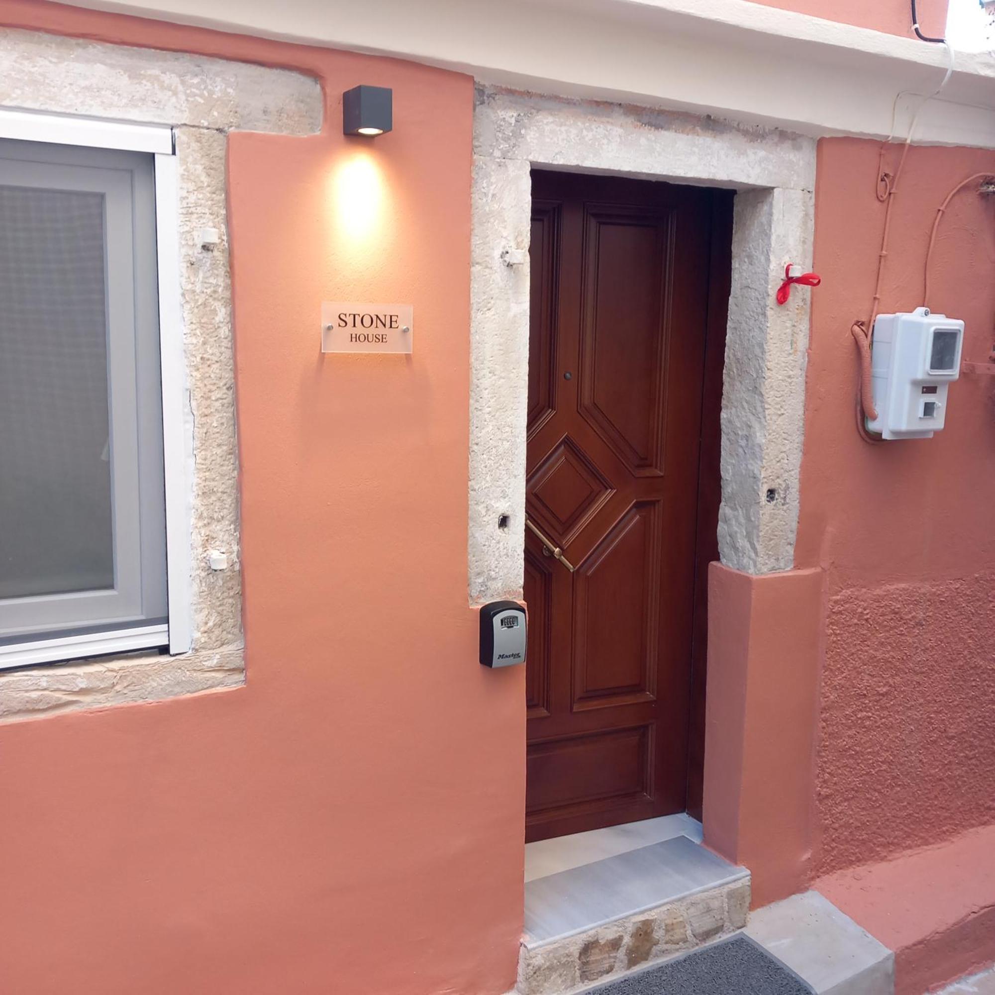 Stone House Apartamento Mantouki Exterior foto